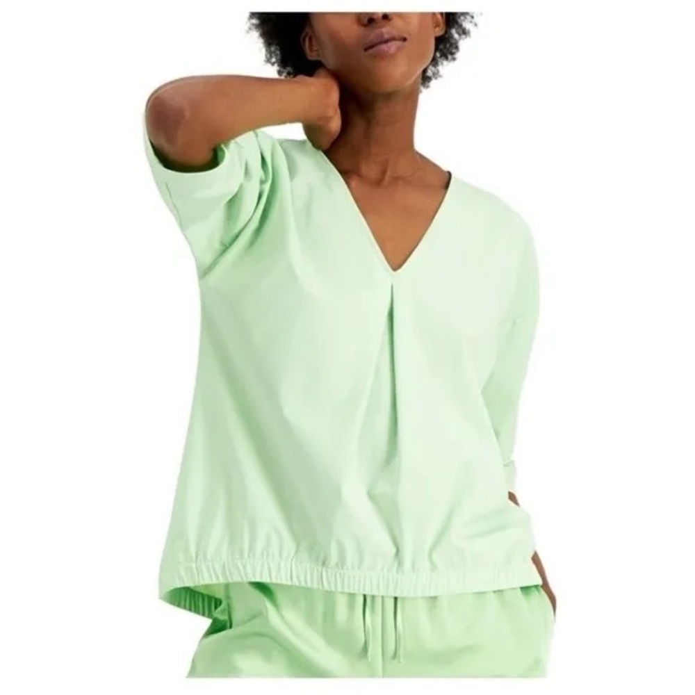 Alfani Comfort Luxe Pistachio Green Top Size M